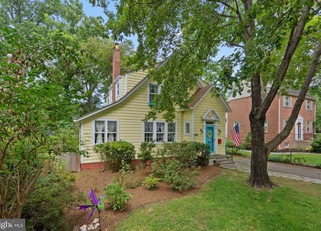 Property at 6604 44th Ave, University Park, MD 20782, 3 beds, 2.5 baths