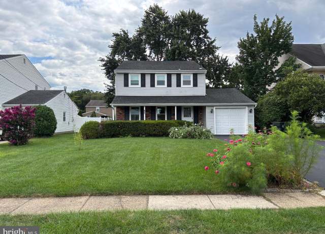 Property at 134 Fernwood Ave, Burlington, NJ 08016, 3 beds, 2.5 baths