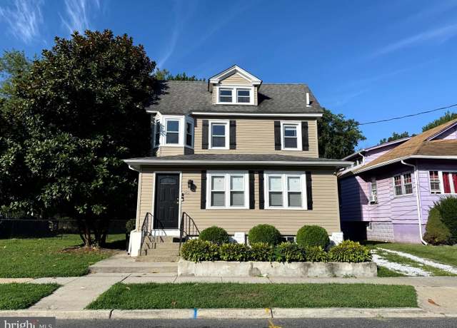 Property at 262 Chestnut St, Westville, NJ 08093, 4 beds, 2 baths