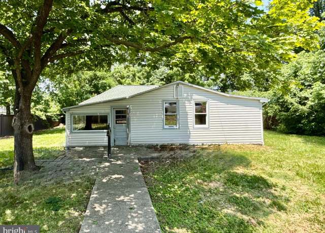 Property at 58 Belvidere Ave, Lambertville, NJ 08530, 2 beds, 2 baths
