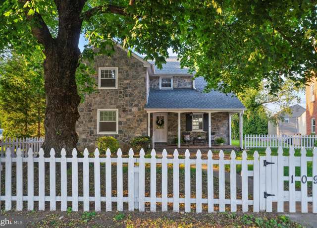 Property at 109 W Philadelphia Ave, Boyertown, PA 19512, 4 beds, 2 baths