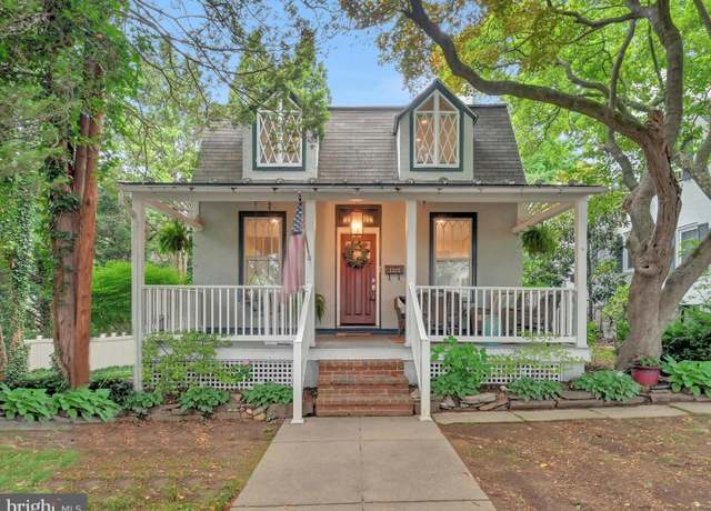 Property at 1315 Dauphin Ave, Wyomissing, PA 19610, 4 beds, 2.5 baths