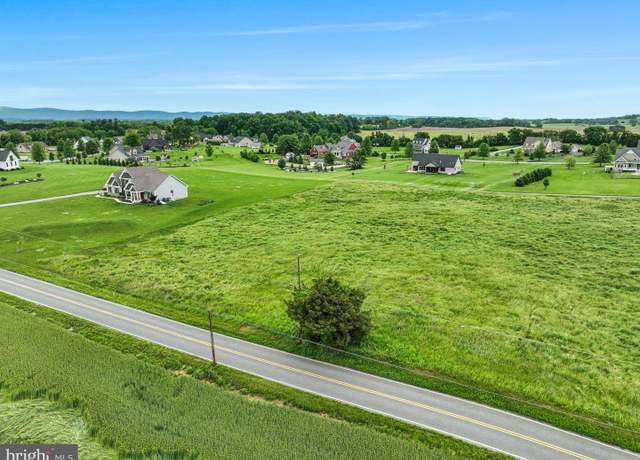 Property at 72 N Dickinson School Rd, Carlisle, PA 17015