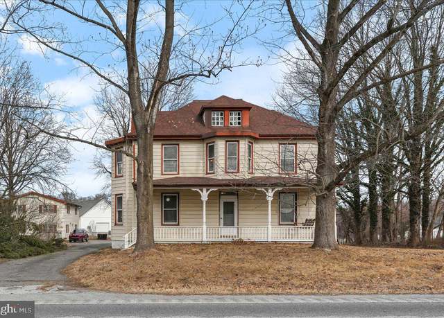 Property at 1728 New London Rd, Landenberg, PA 19350, 8 beds, 3.5 baths