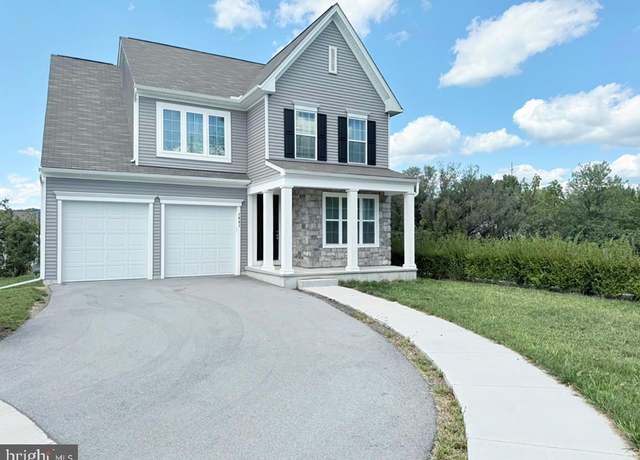 Property at 1841 Ethan Dr, Harrisburg, PA 17110, 4 beds, 2.5 baths