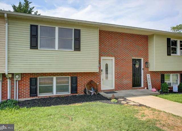 Property at 52 Nottingham Drive Dr, Chambersburg, PA 17201, 3 beds, 1.5 baths