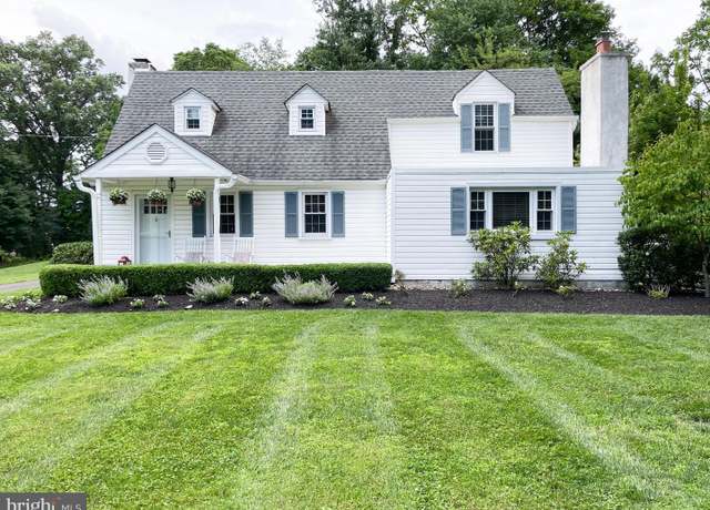 Property at 2300 Pioneer Rd, Hatboro, PA 19040, 3 beds, 2 baths