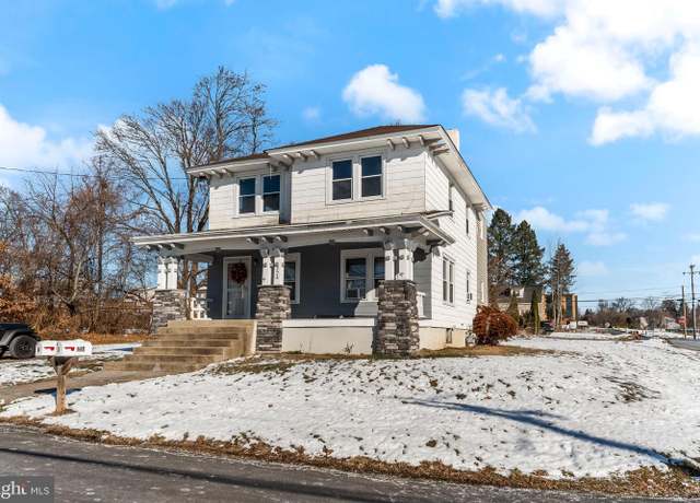 Property at 224 Oakdale Ave, Horsham, PA 19044, 4 beds, 2 baths