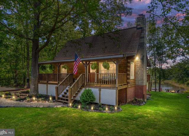 Property at 2 Heights Ct, Ruther Glen, VA 22546, 3 beds, 2 baths