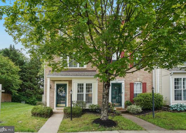 Property at 8501 Coronation Ln, Bristow, VA 20136, 3 beds, 2.5 baths