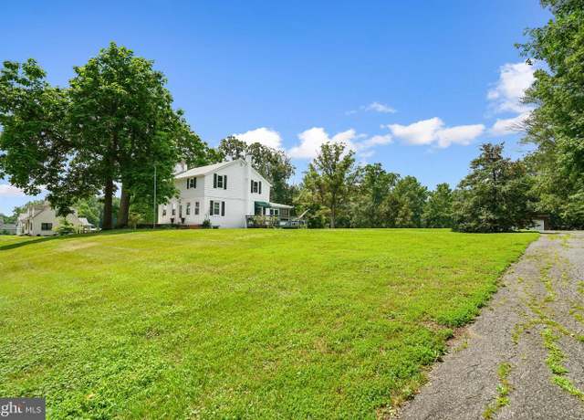 Property at 555 Baltimore St, Charlestown, MD 21914, 4 beds, 2 baths