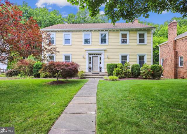Property at 9417 Reach Rd, Potomac, MD 20854, 4 beds, 3.5 baths