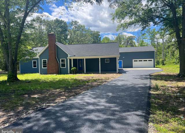 Property at 701 Farmington Rd W, Accokeek, MD 20607, 4 beds, 2 baths