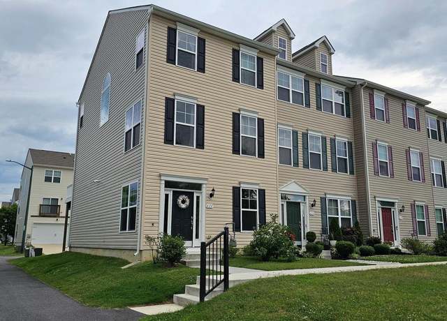 Property at 422 Crowberry Cir, Easton, MD 21601, 3 beds, 2.5 baths