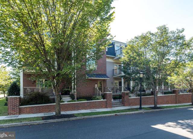 Property at 124 N Clinton St, Doylestown, PA 18901, 2 beds, 2 baths