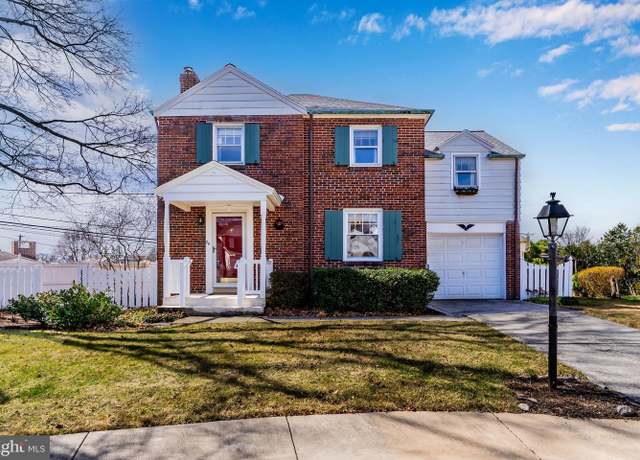 Property at 26 Circle Pl, Camp Hill, PA 17011, 3 beds, 2 baths