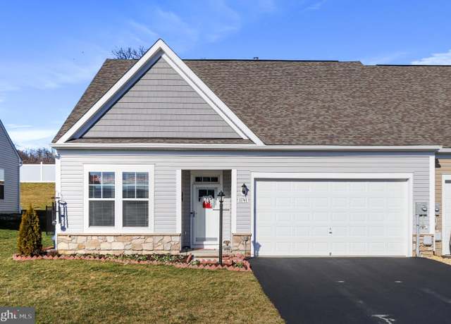 Property at 11741 Mystic Rock Ln S, Waynesboro, PA 17268, 2 beds, 2 baths