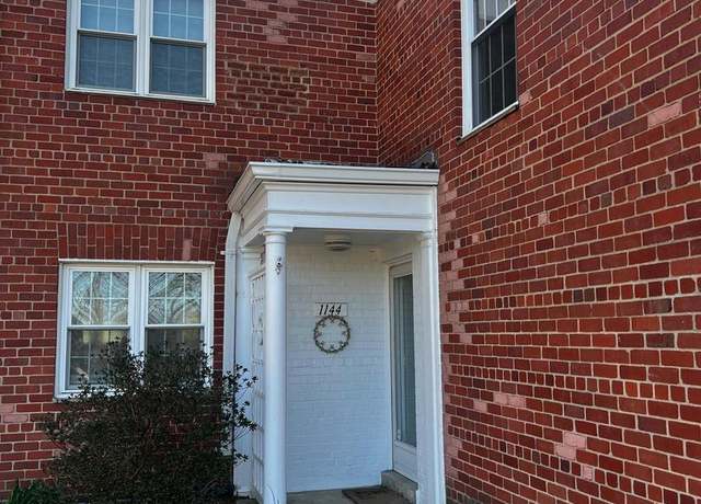 Property at 1144 Valley Dr, Alexandria, VA 22302, 1 bed, 1 bath