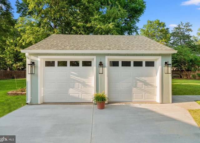 Property at 1112 Neal Dr, Alexandria, VA 22308, 5 beds, 3 baths