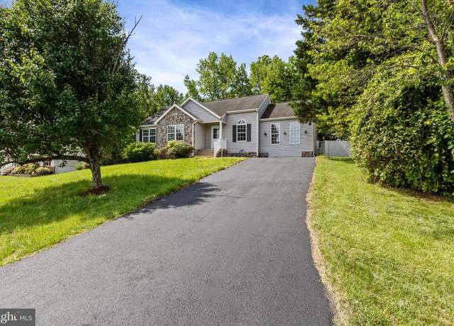 Property at 7306 Pullen Dr, Fredericksburg, VA 22407, 4 beds, 2 baths