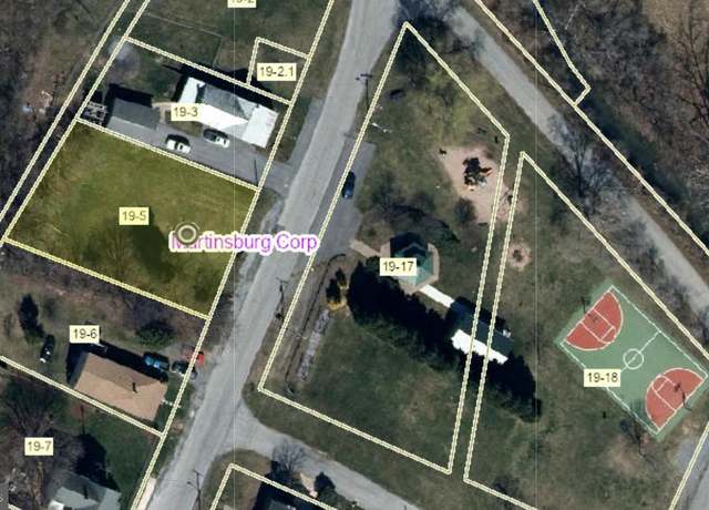 Property at 316 Oak St, Martinsburg, WV 25401
