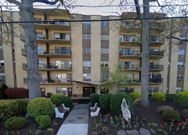 Property at 111 Chestnut Pl #303, Cherry Hill, NJ 08002, 2 beds, 2 baths