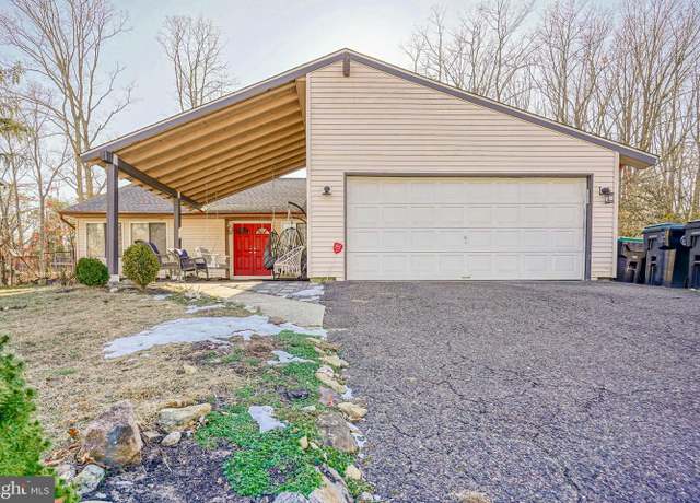 Property at 51 Pittman Ln, Sicklerville, NJ 08081, 4 beds, 2 baths