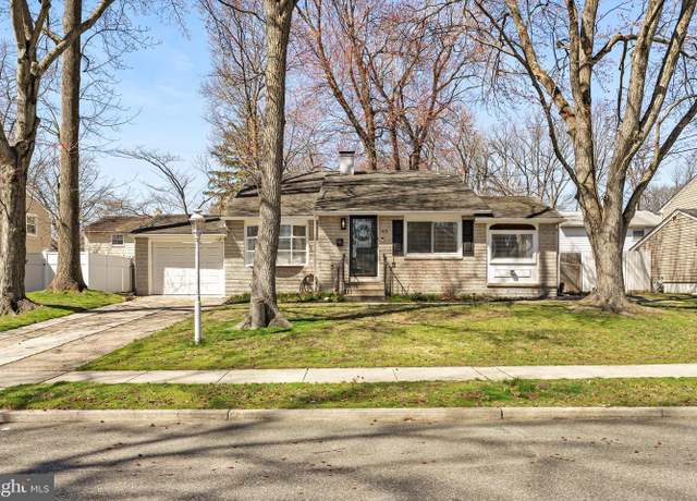 Property at 48 Cornell Ave, Cherry Hill, NJ 08002, 3 beds, 1.5 baths
