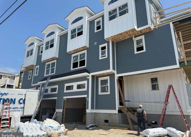 Property at 19 48th St Unit NORTH UNIT, Sea Isle City, NJ 08243, 5 beds, 4.5 baths