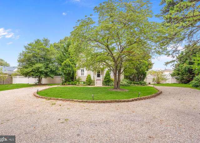 Property at 254 Kettle Creek Rd, Toms River, NJ 08753, 3 beds, 1 bath