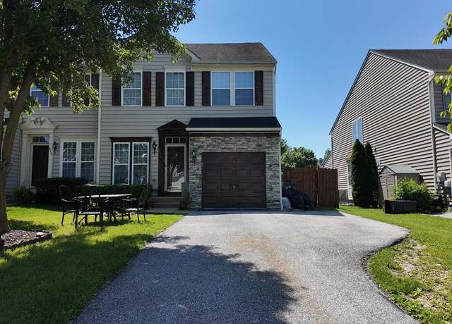 Property at 316 Maple Dr, Hanover, PA 17331, 4 beds, 3 baths