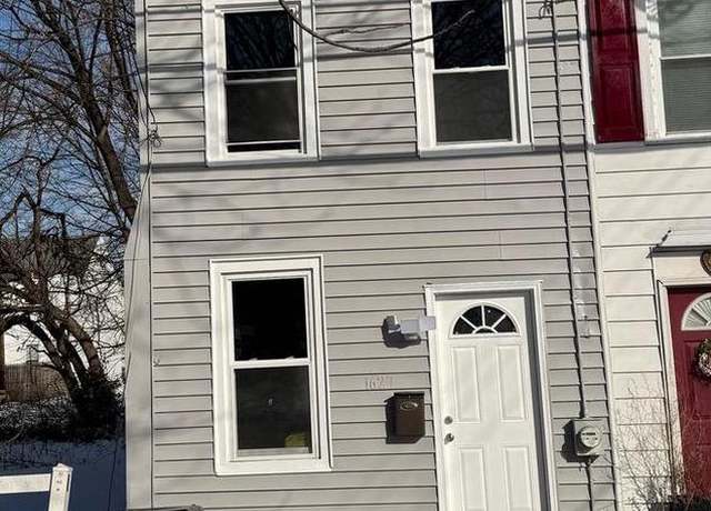 Property at 1627 Logan St, Harrisburg, PA 17102, 3 beds, 1 bath