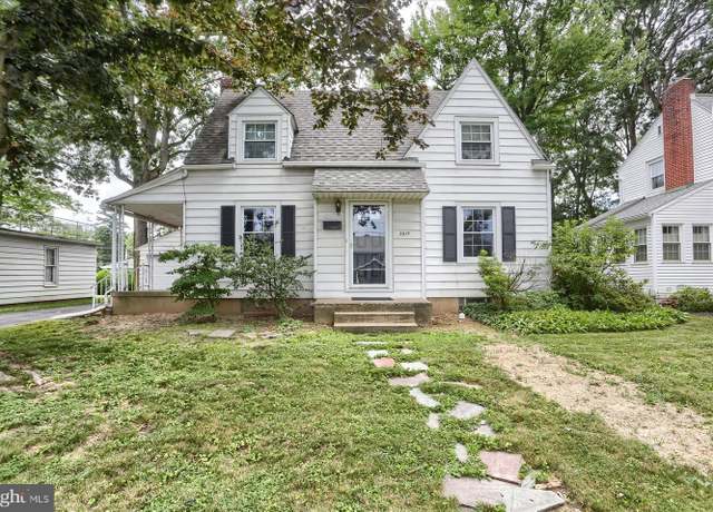 Property at 3819 Locust Ln, Harrisburg, PA 17109, 2 beds, 1.5 baths