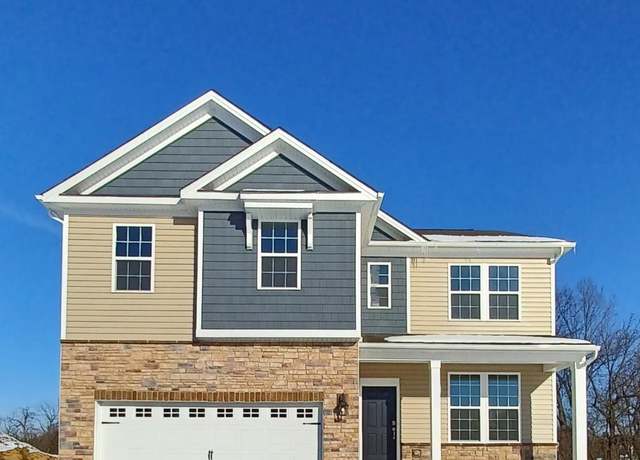 Property at 320 Knollwood Dr, Forks Township, PA 18040, 4 beds, 2.5 baths