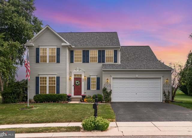 Property at 2665 Jessamine Way, York, PA 17408, 4 beds, 2.5 baths