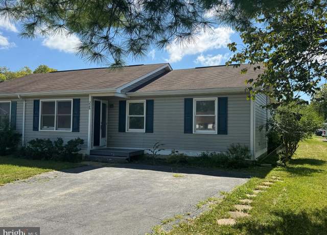 Property at 226 Muse Dr, Winchester, VA 22603, 3 beds, 2 baths