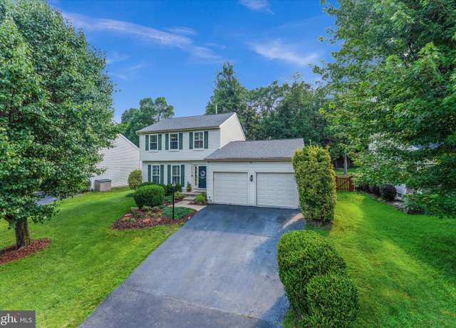 Property at 20793 Cross Timber Dr, Ashburn, VA 20147, 3 beds, 3.5 baths