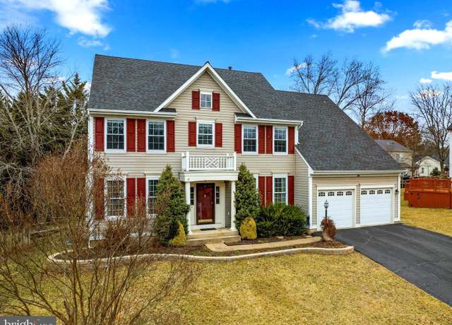 Property at 10884 Peachwood Dr, Manassas, VA 20110, 5 beds, 3.5 baths