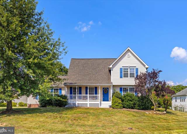Property at 4403 Battery Hill Ln, Fredericksburg, VA 22408, 3 beds, 2.5 baths