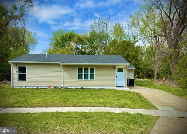 Property at 9 State Cir, Dover, DE 19901, 4 beds, 1 bath