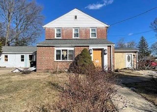 Property at 1805 Bellewood Rd, Wilmington, DE 19803, 3 beds, 2 baths