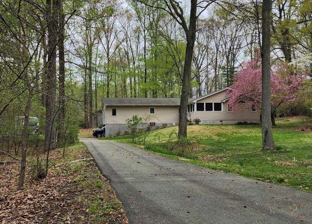 Property at 3191 Hunting Creek Rd, Huntingtown, MD 20639, 3 beds, 3 baths