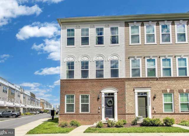 Property at 20327 Flying Boxcar Dr, Germantown, MD 20874, 3 beds, 3 baths