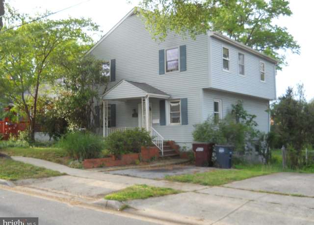 Property at 5008 Tuckerman St, Riverdale, MD 20737, 6 beds, 2 baths