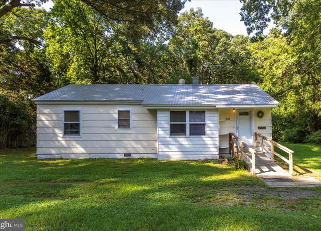 Property at 302 Pine Way, Salisbury, MD 21804, 3 beds, 1 bath