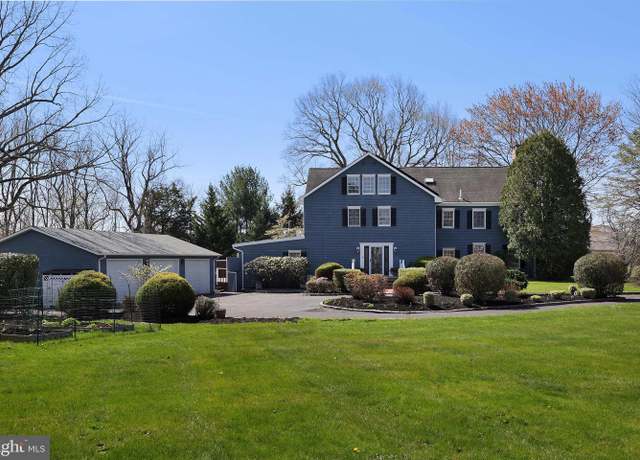 Property at 70 Bergen Mills Rd, Monroe Township, NJ 08831, 5 beds, 3.5 baths