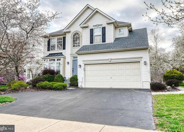 Property at 262 Riverwoods Dr, New Hope, PA 18938, 4 beds, 3.5 baths