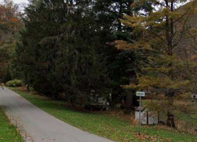 Property at 44 Lick Island Cir, Sinnamahoning, PA 15861