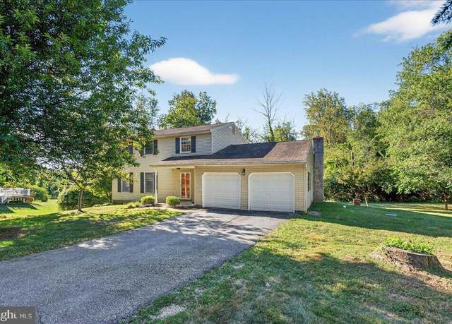 Property at 7 Rabbit Run Ln, Glenmoore, PA 19343, 4 beds, 2.5 baths