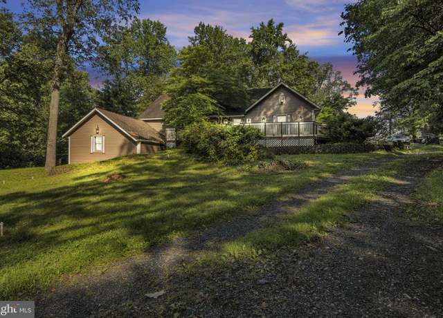 Property at 1805 Miller Rd, Hummelstown, PA 17036, 5 beds, 3 baths